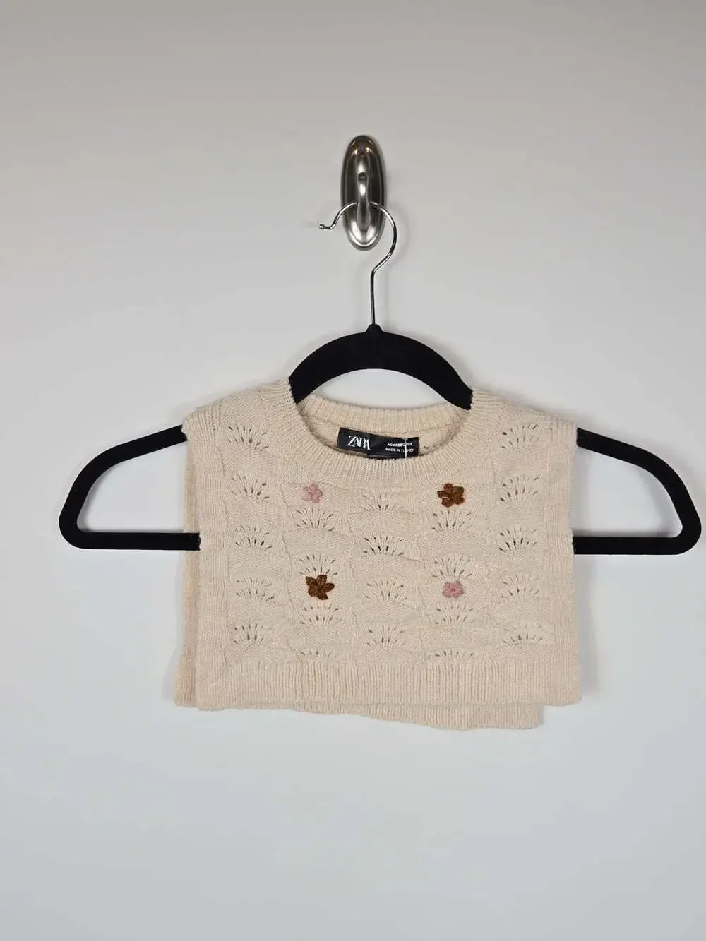 Zara Girls Cream Cable Knit Cropped Sweater Vest Floral Embroidery 6-9 Years